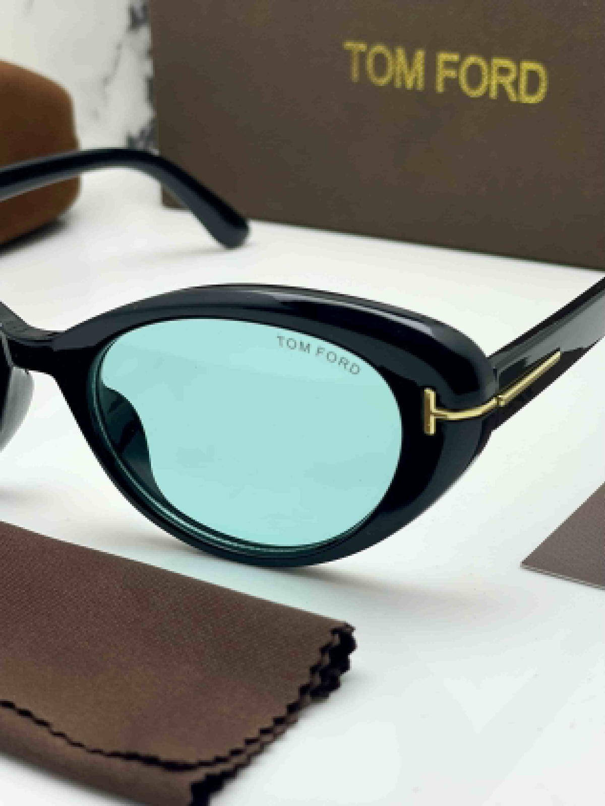 Tom_ford blue shaded black sunglasses for women