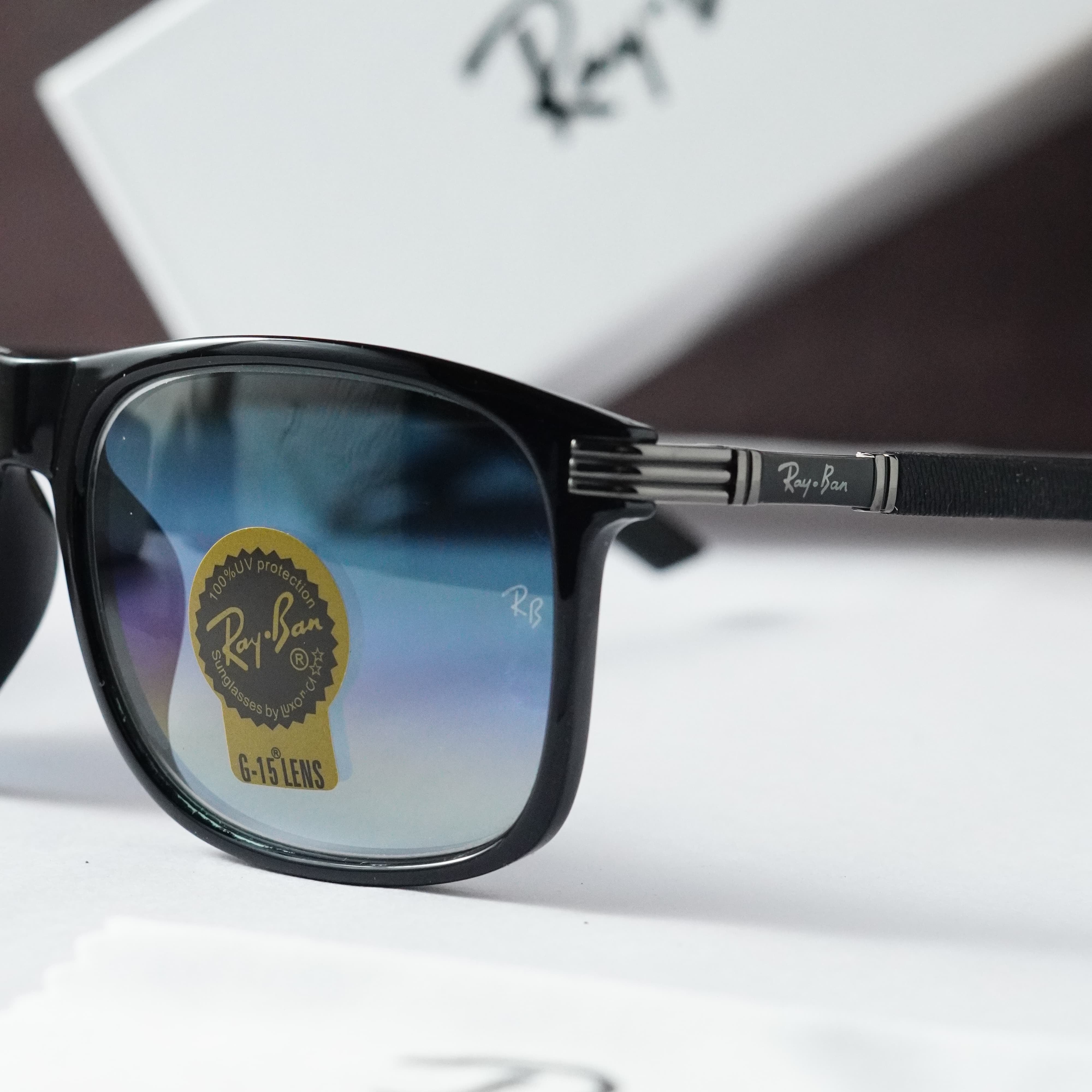 Ray_ban blue shaded for mens with box kit