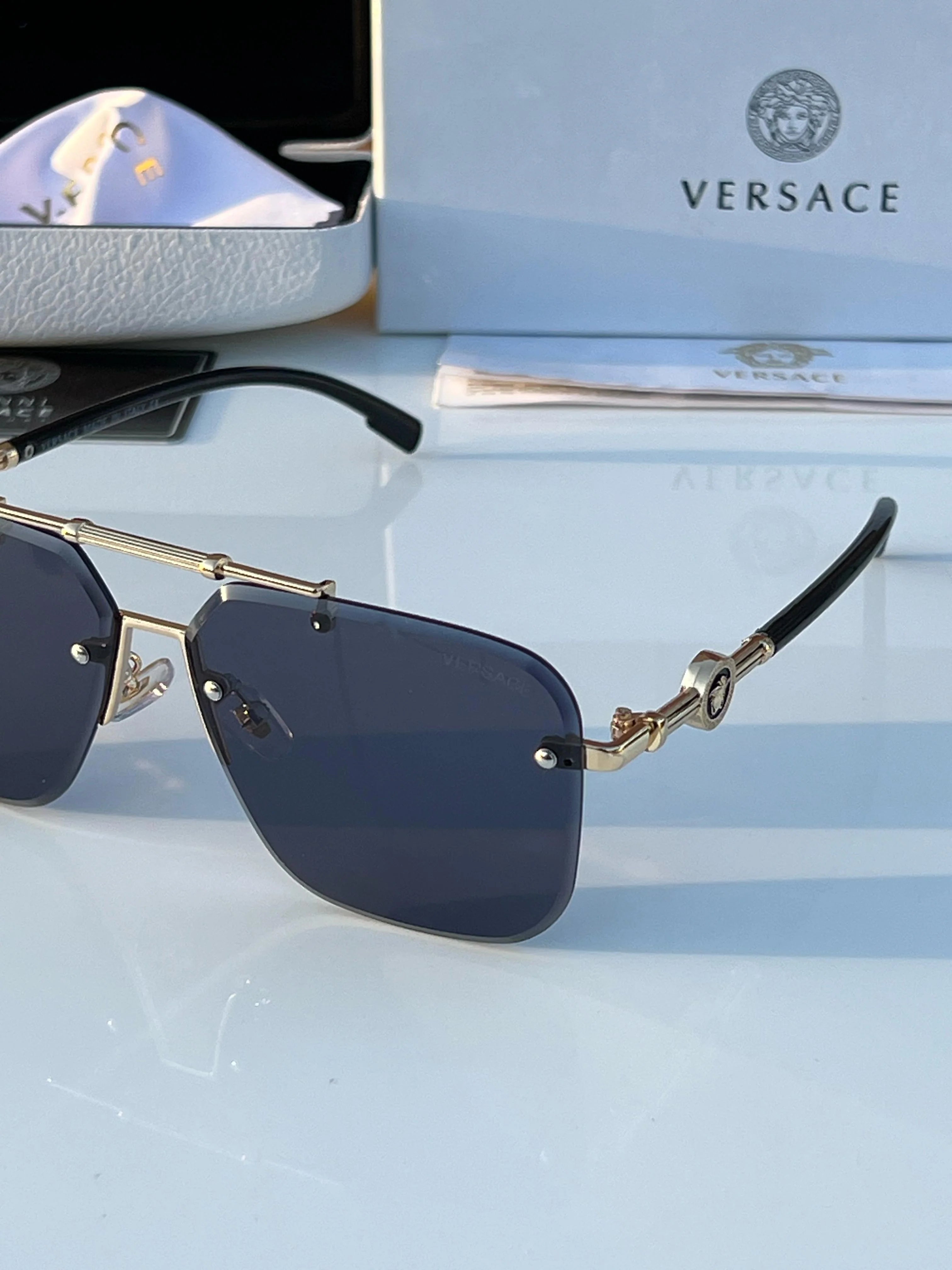 Ve_rsace 3196 gold black A
