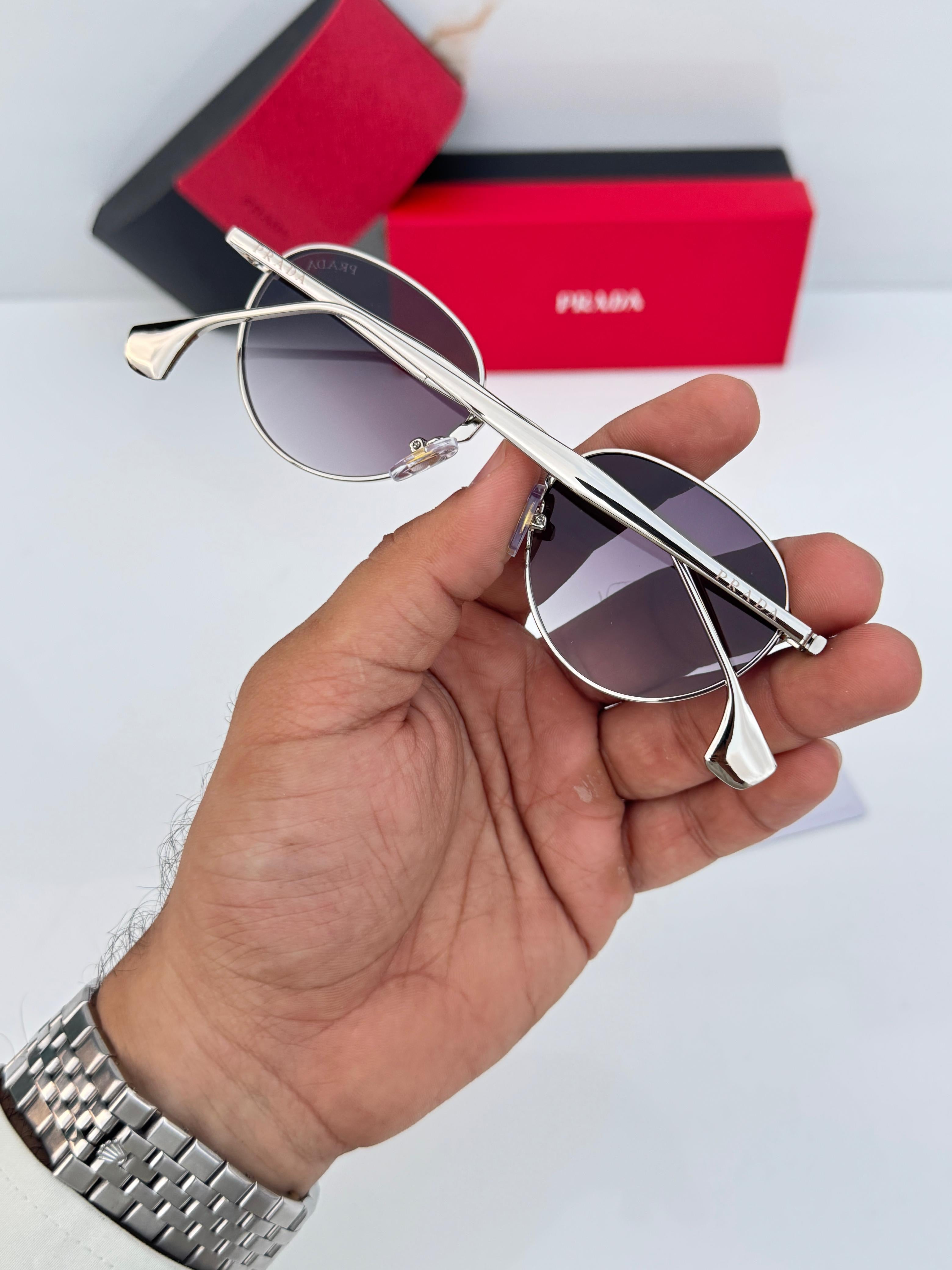 Pra_da unisex silver with box kit