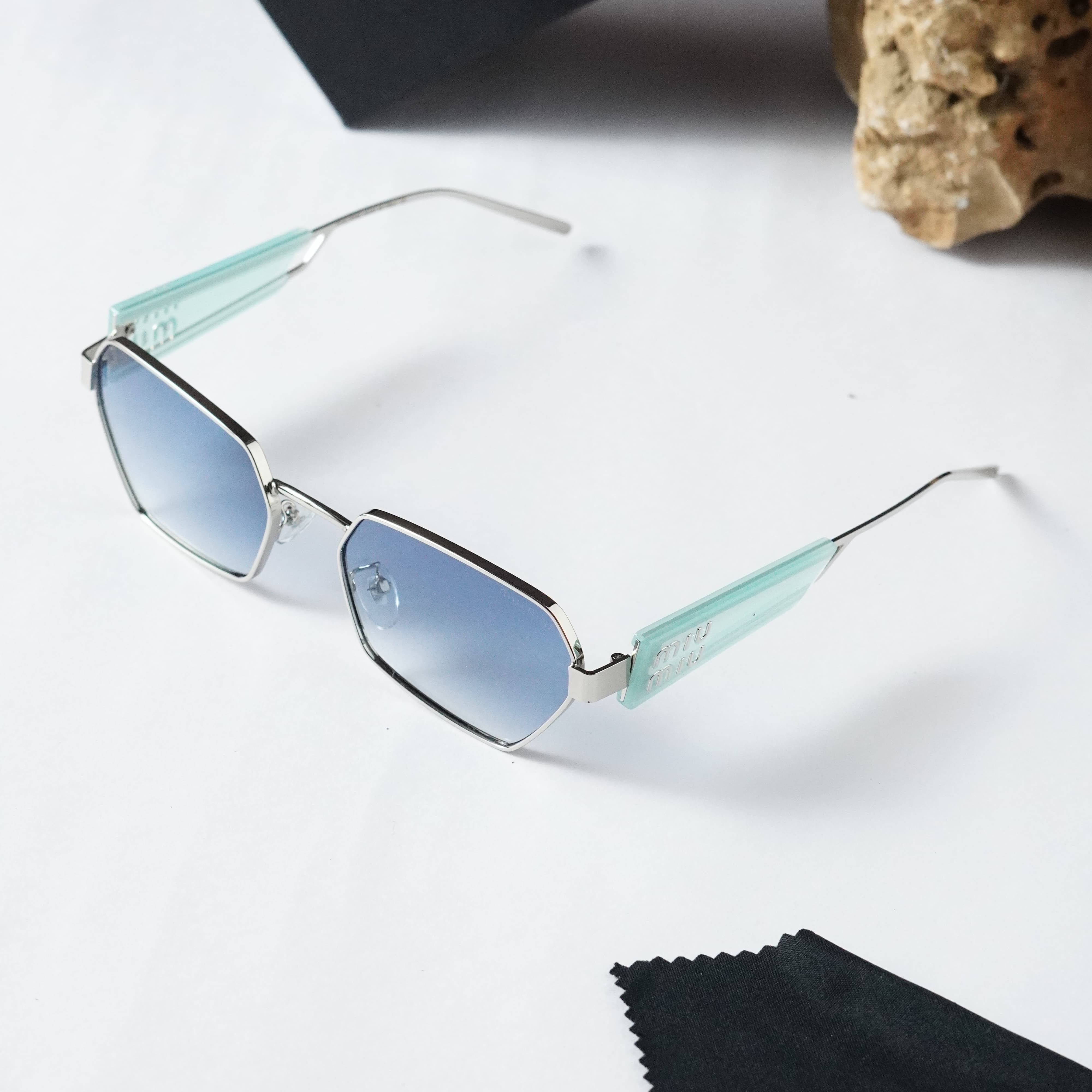 Miu_miu silver blue unisex with box kit