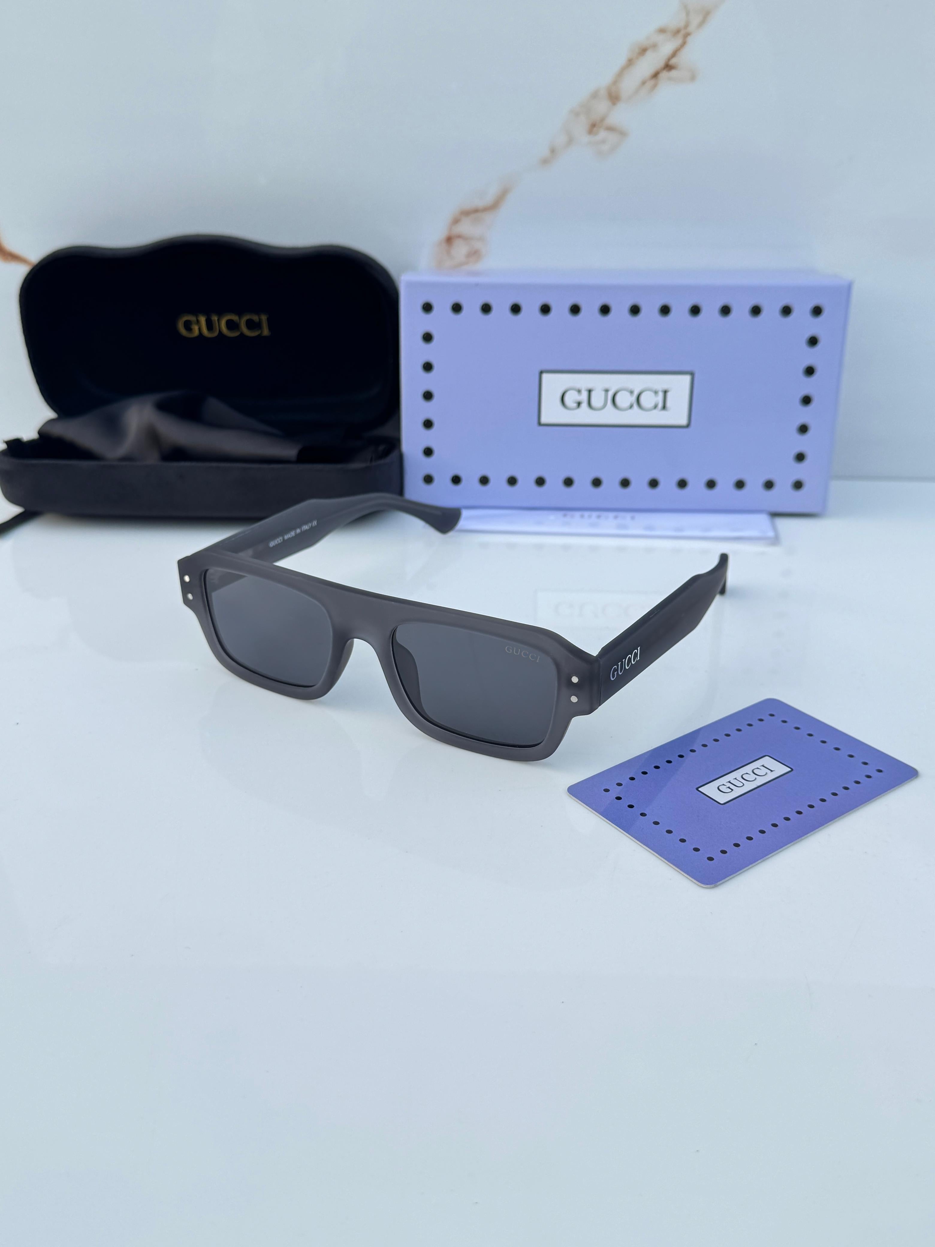 Gu_cci grey black with box kit