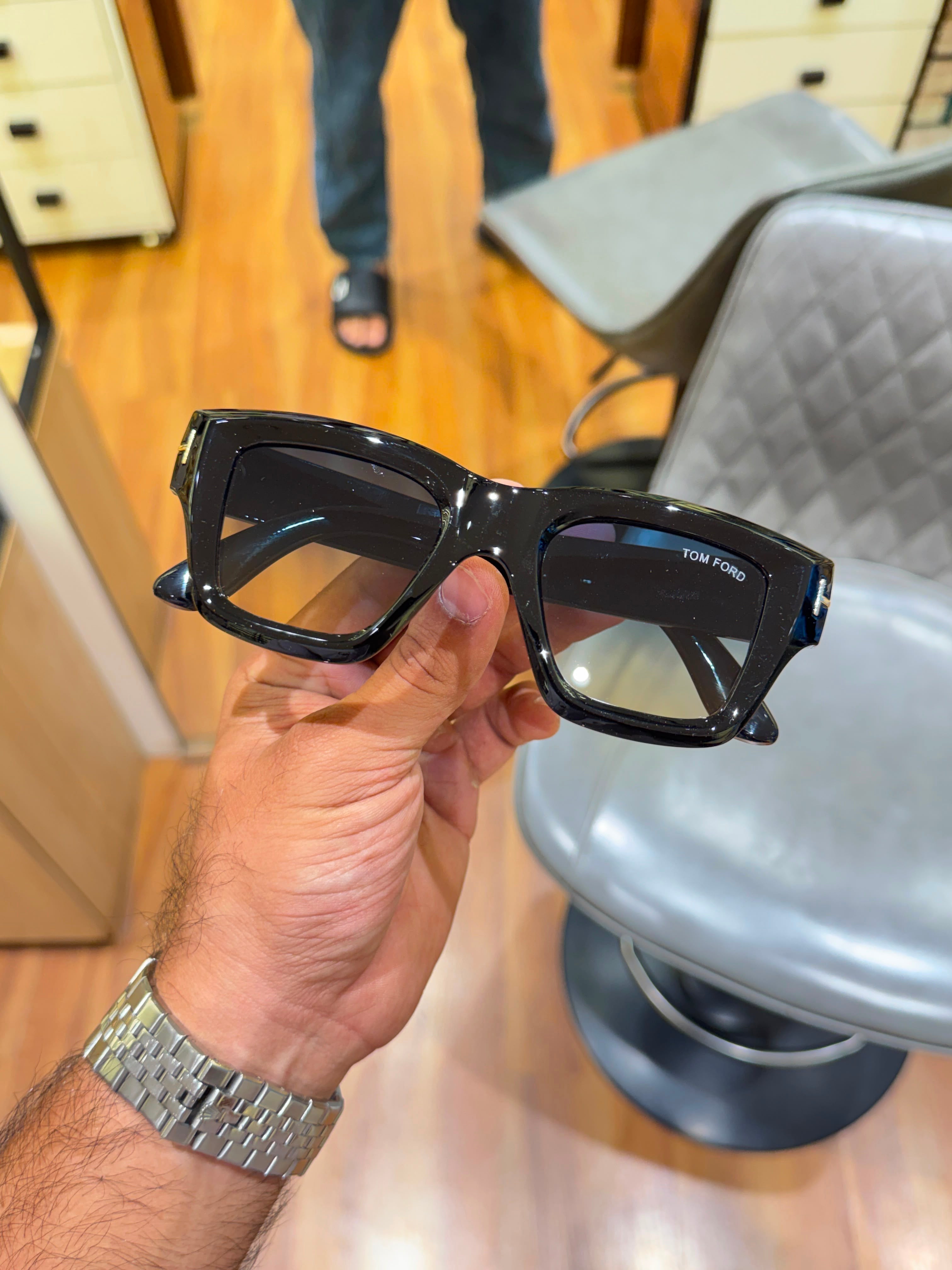 To_m ford sea blue sunglasses with box kit