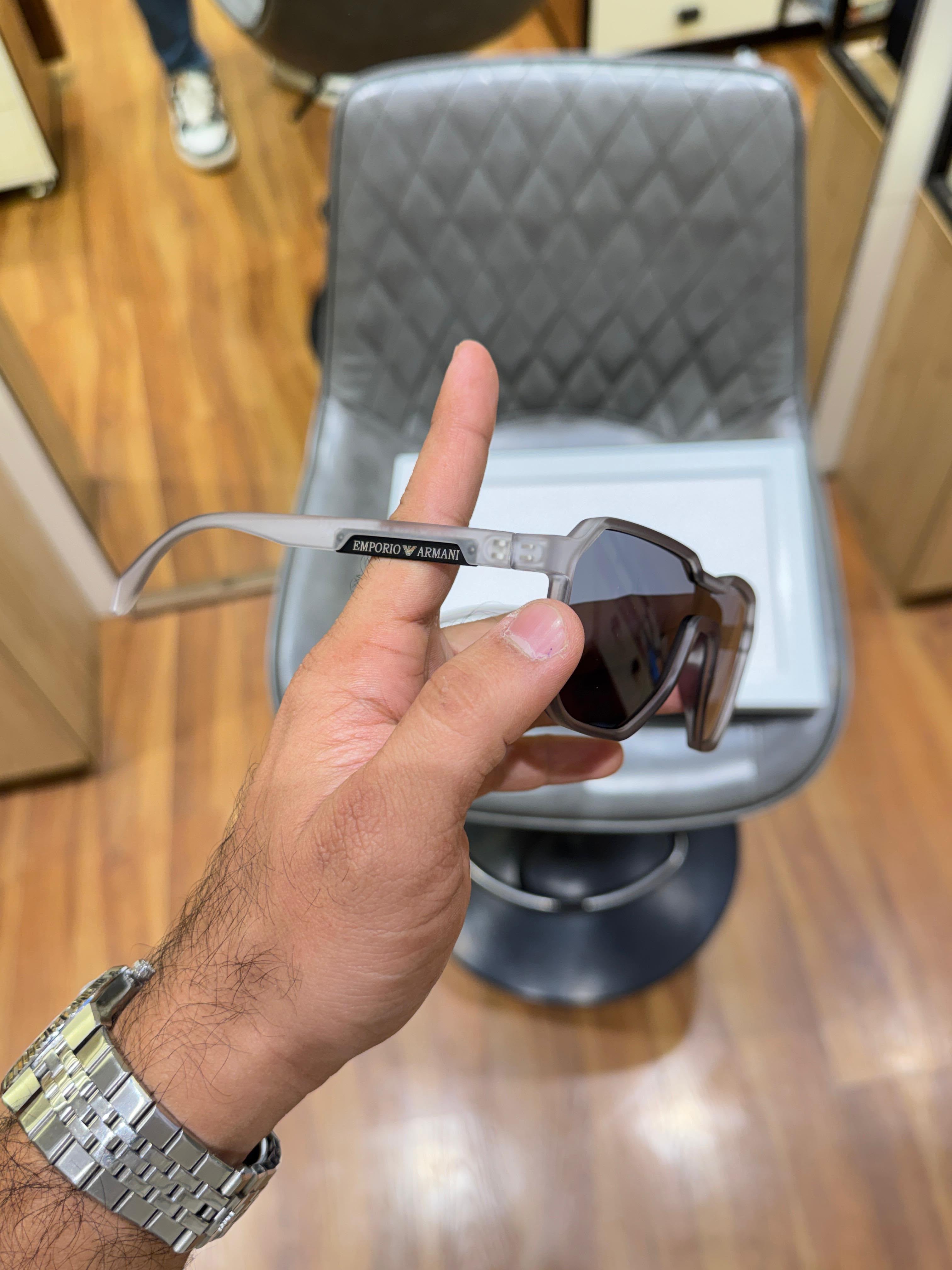 Empo_rio ar_mani grey black sunglasses with box kit