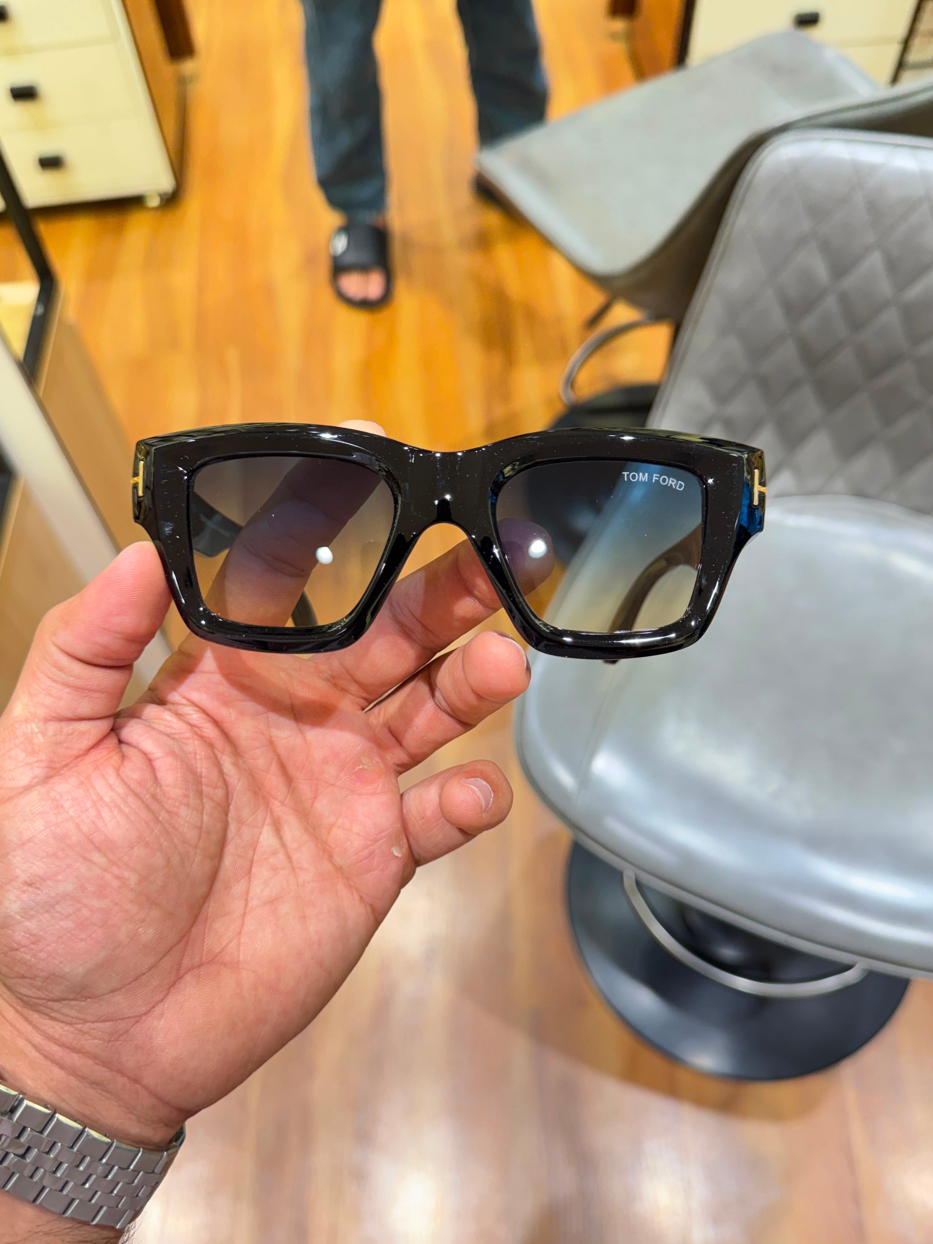 To_m ford sea blue sunglasses with box kit
