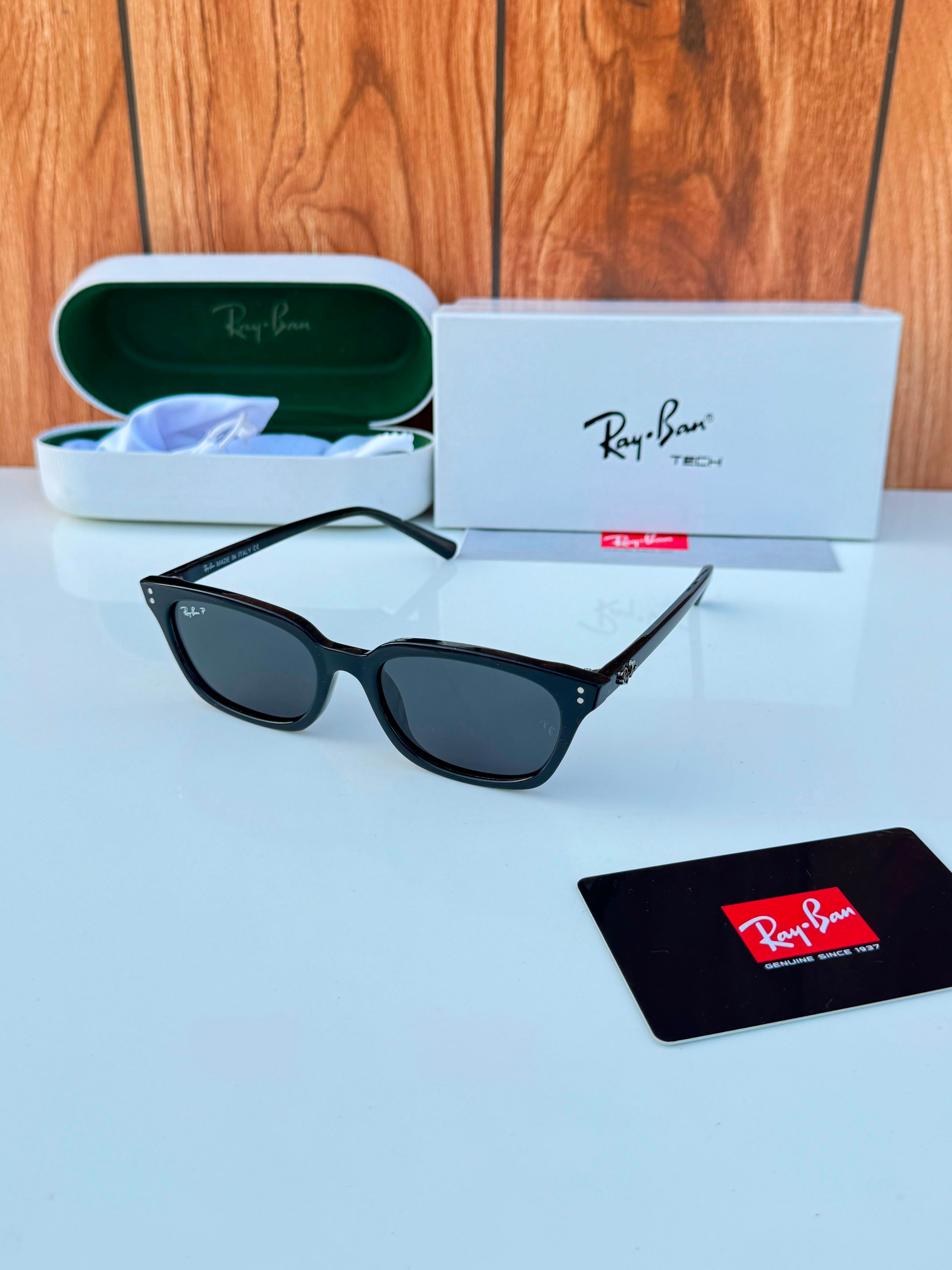 Ray_ban unisex black with box kit