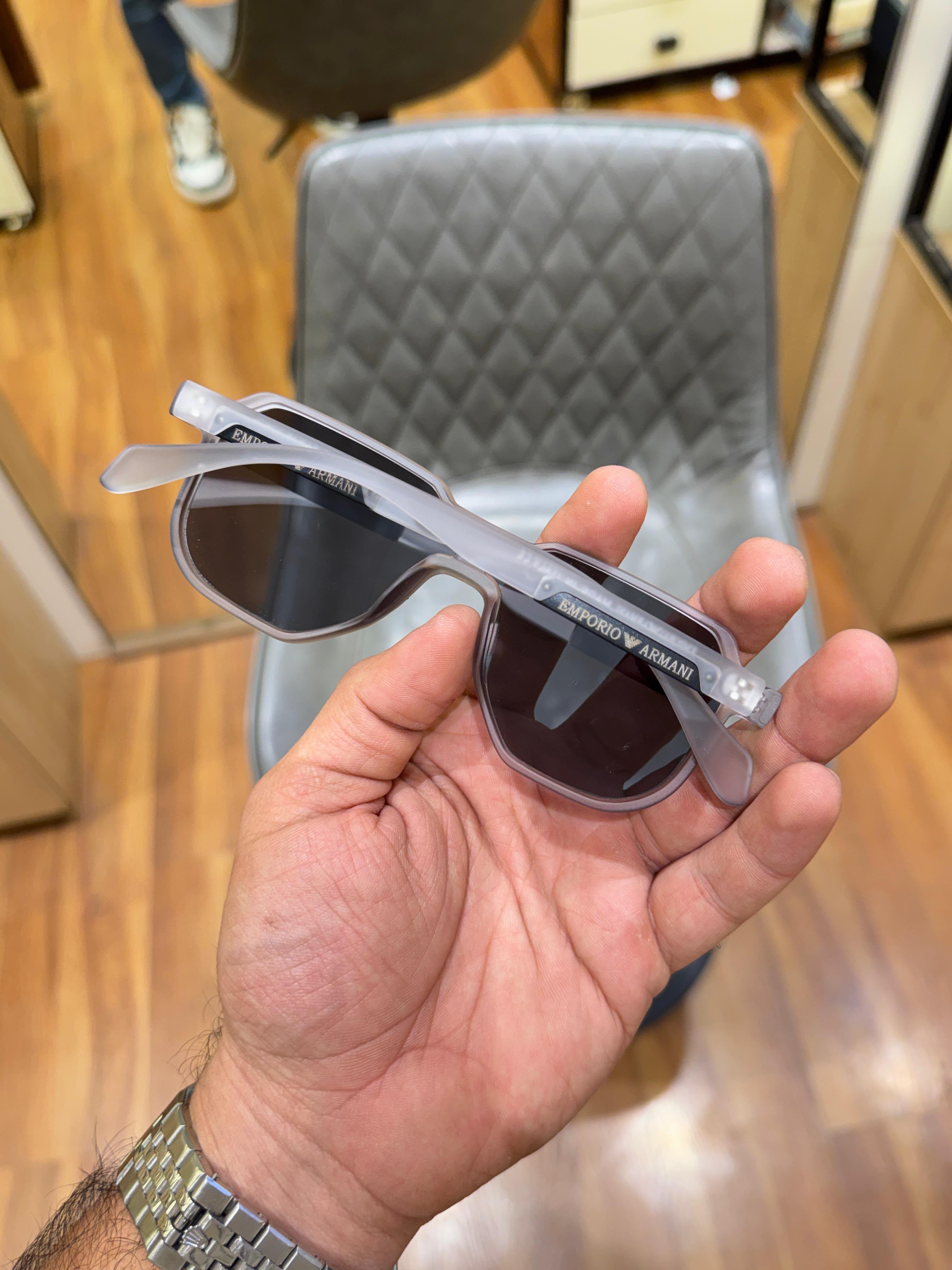 Empo_rio ar_mani grey black sunglasses with box kit