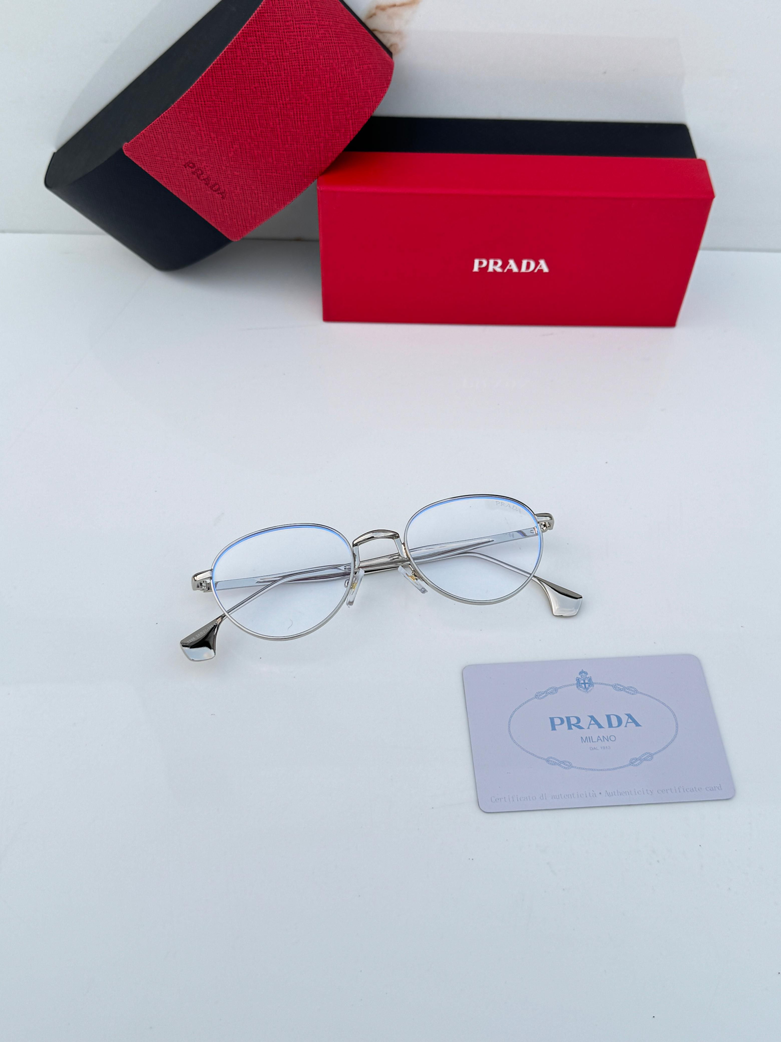 Pra_da silver plain unisex with box