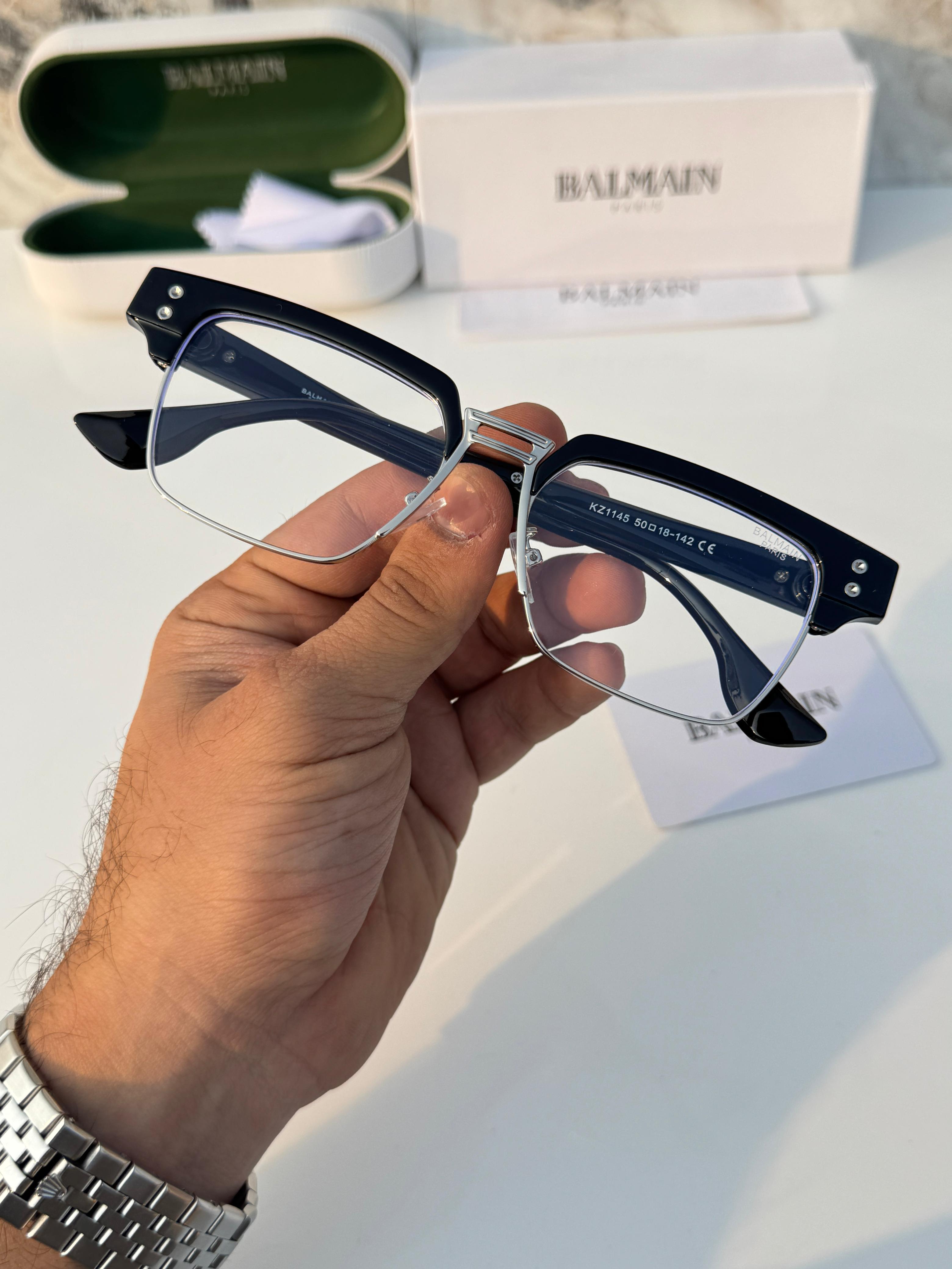 Bal_main black silver plano unisex with box kit