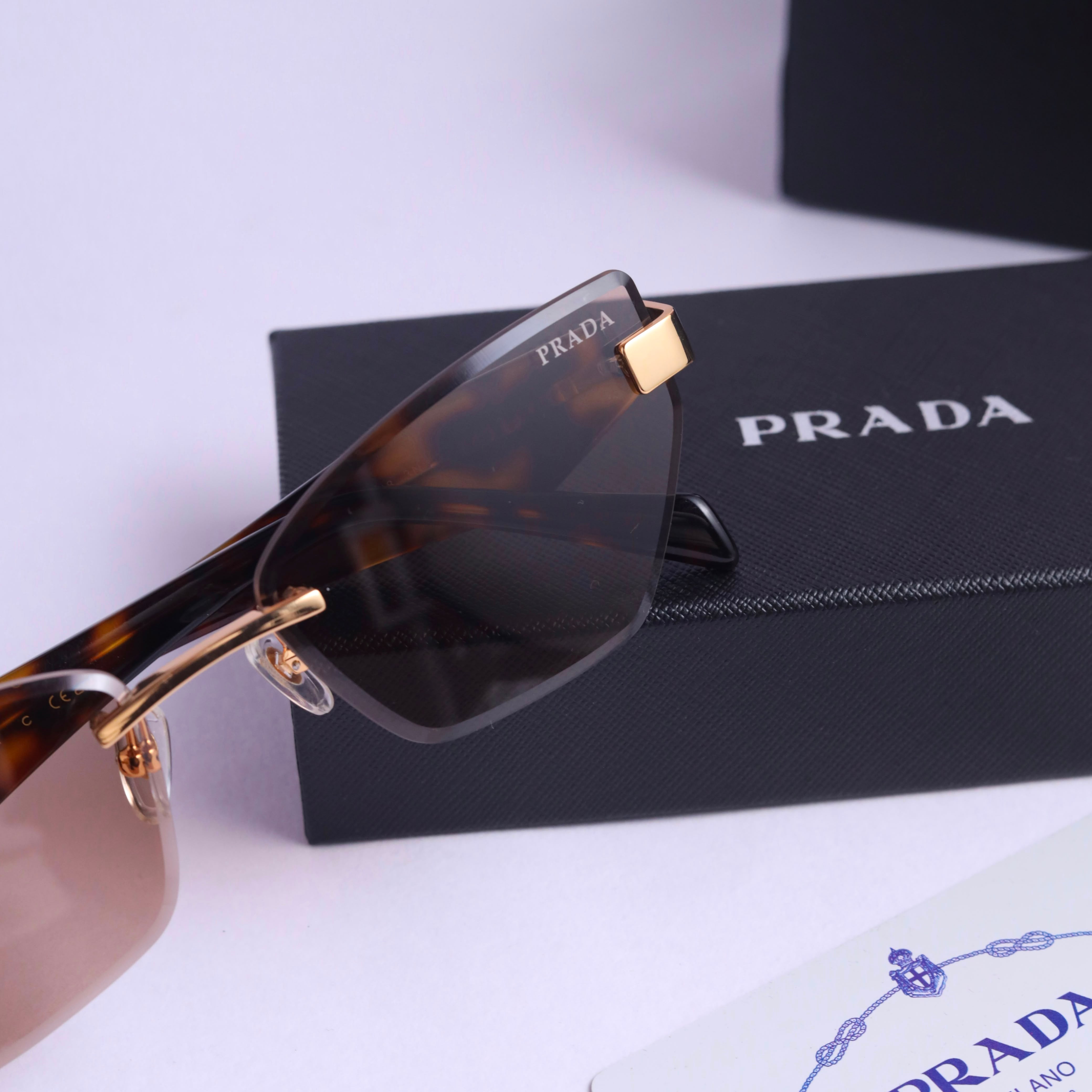 Pra_da gold peach unisex with box kit