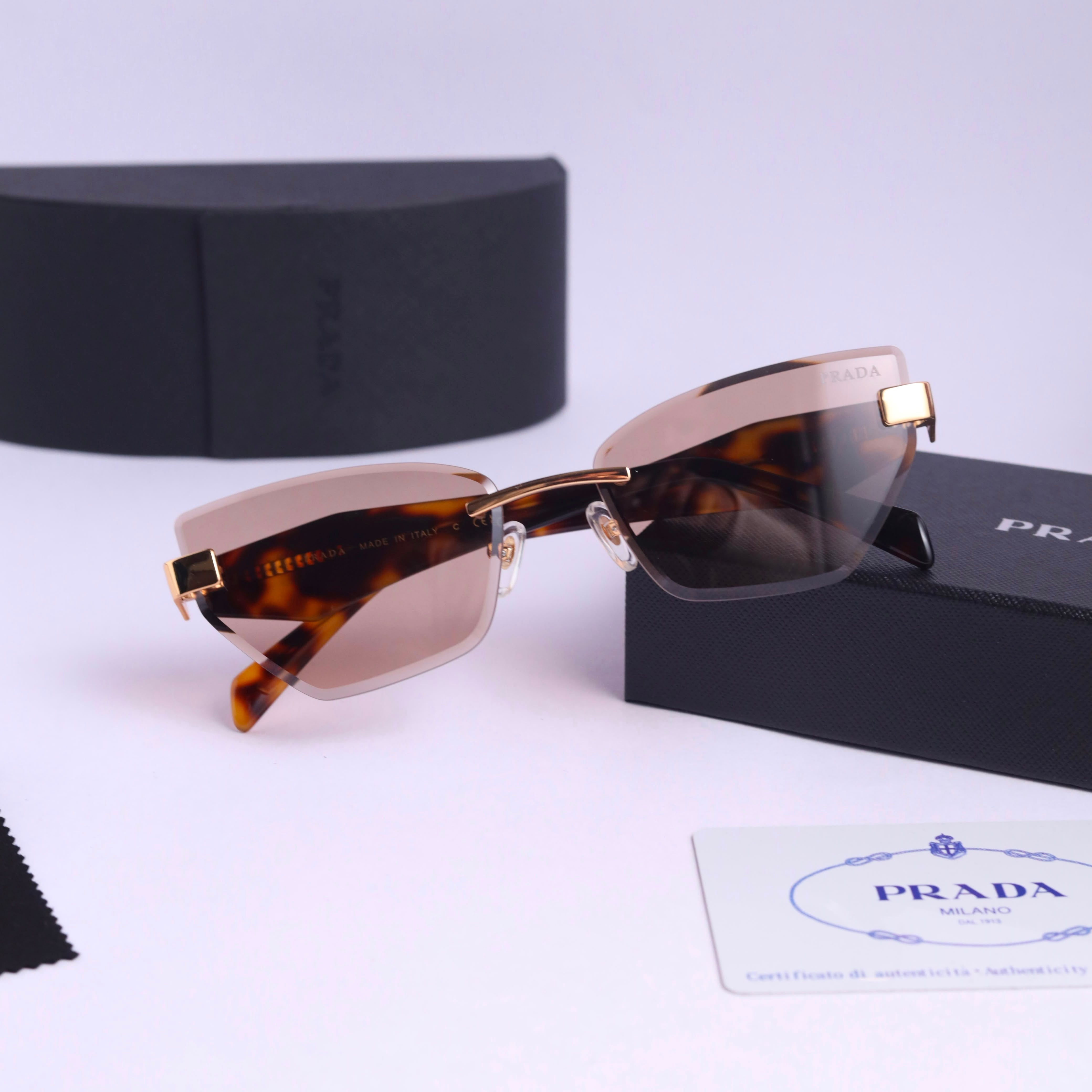 Pra_da gold peach unisex with box kit
