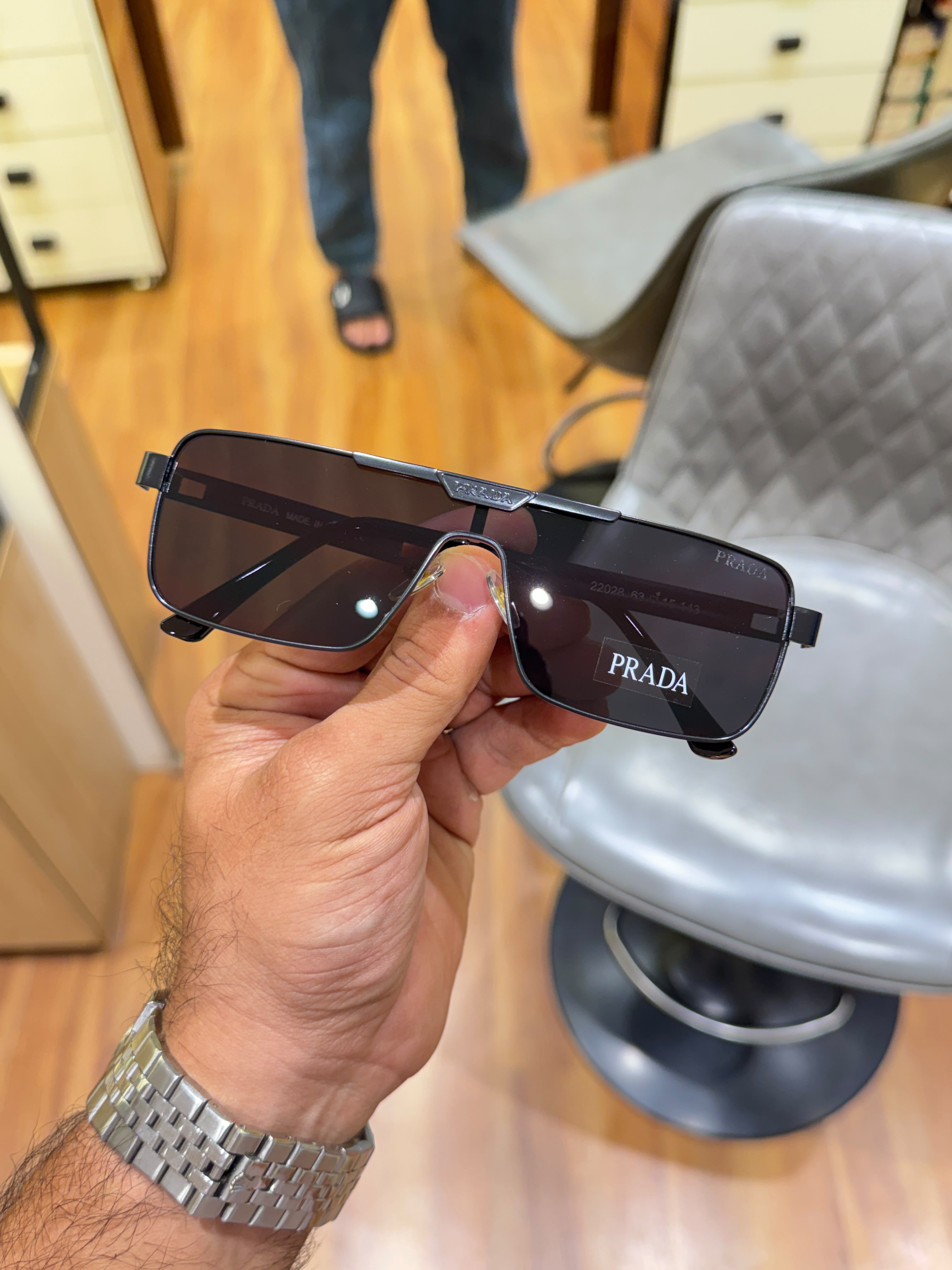 Pra_da black sunglasses for men with box kit