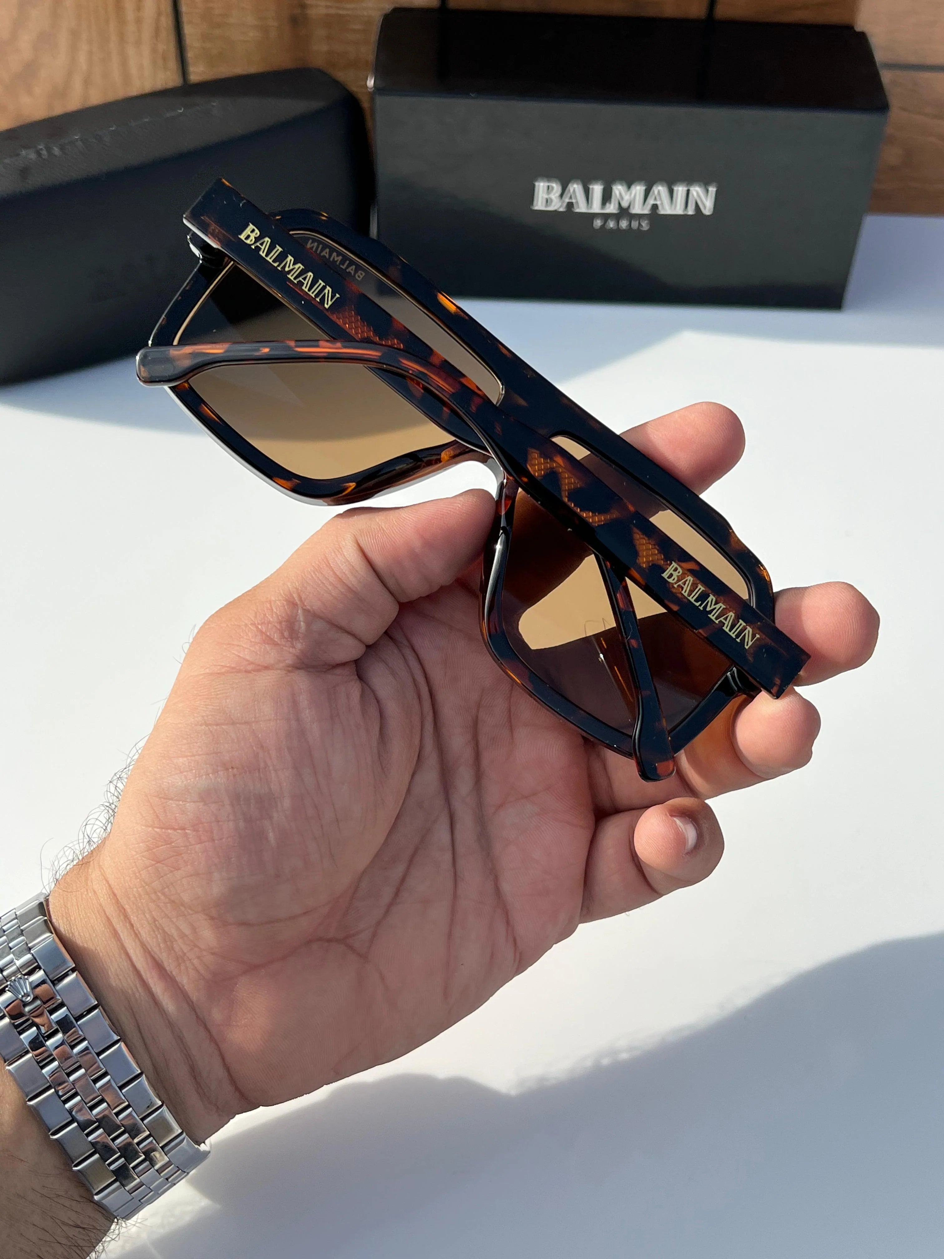 main 28015 brown A