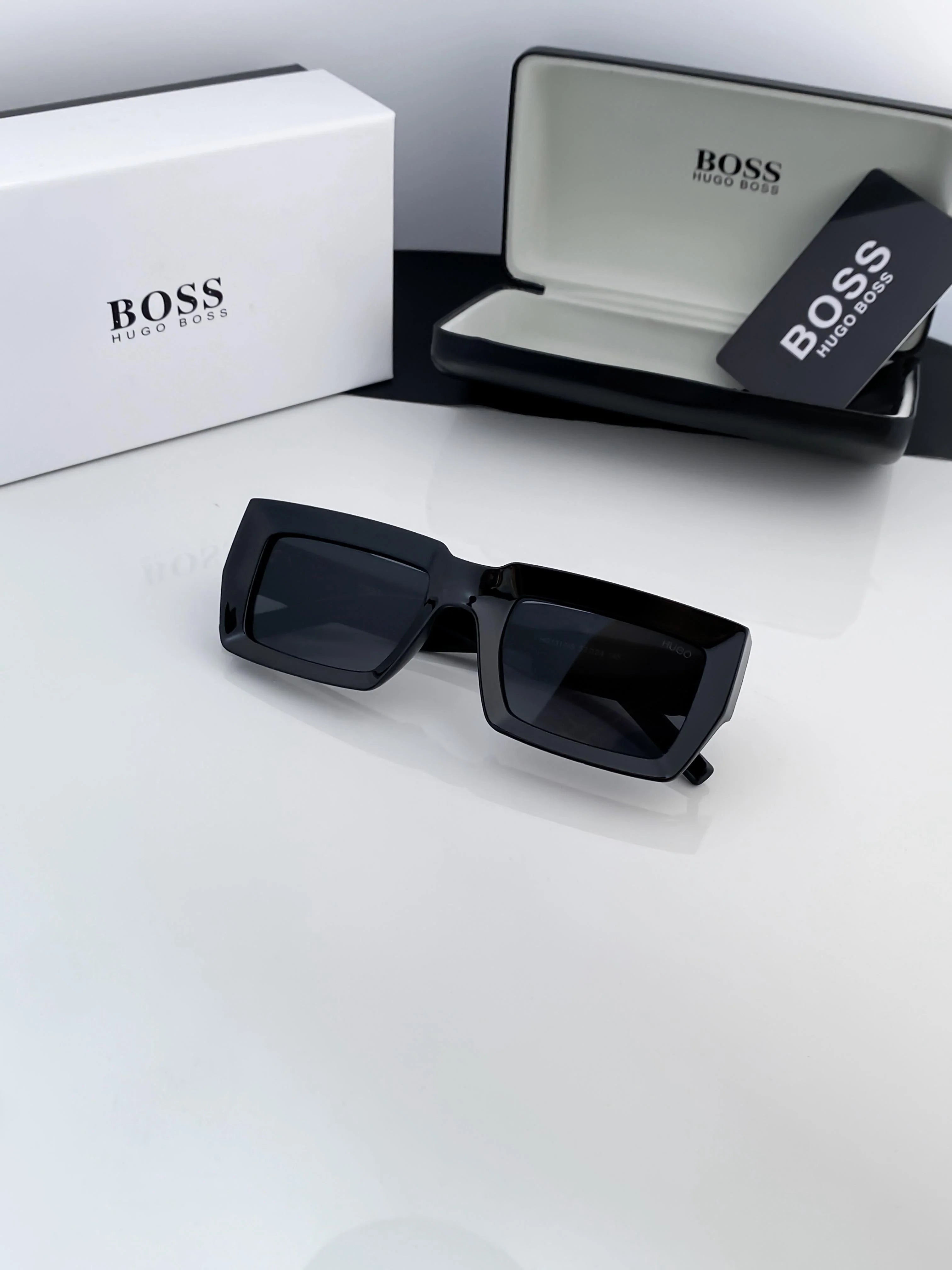 HU BOSS BLACK 1310