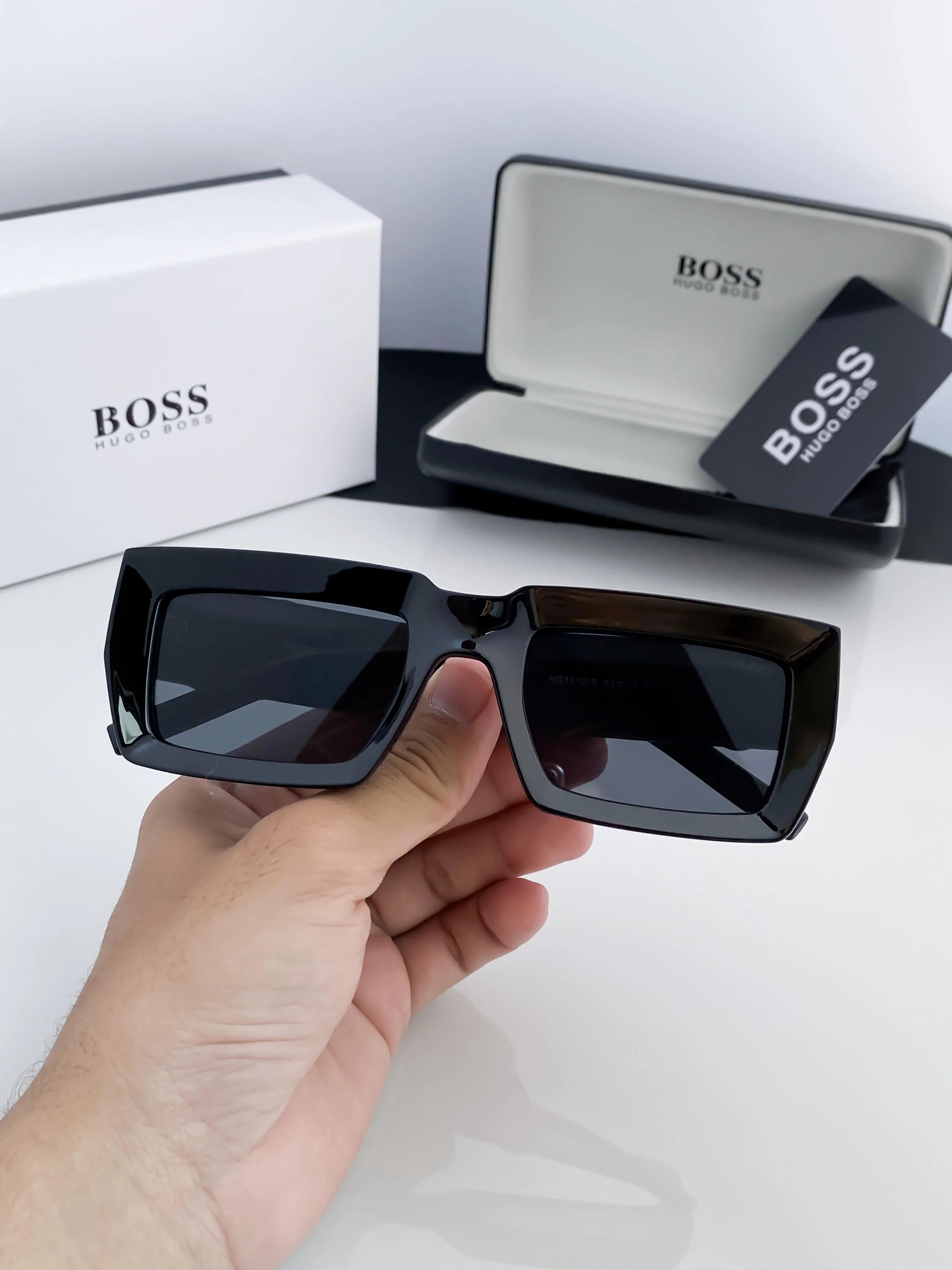 HU BOSS BLACK 1310
