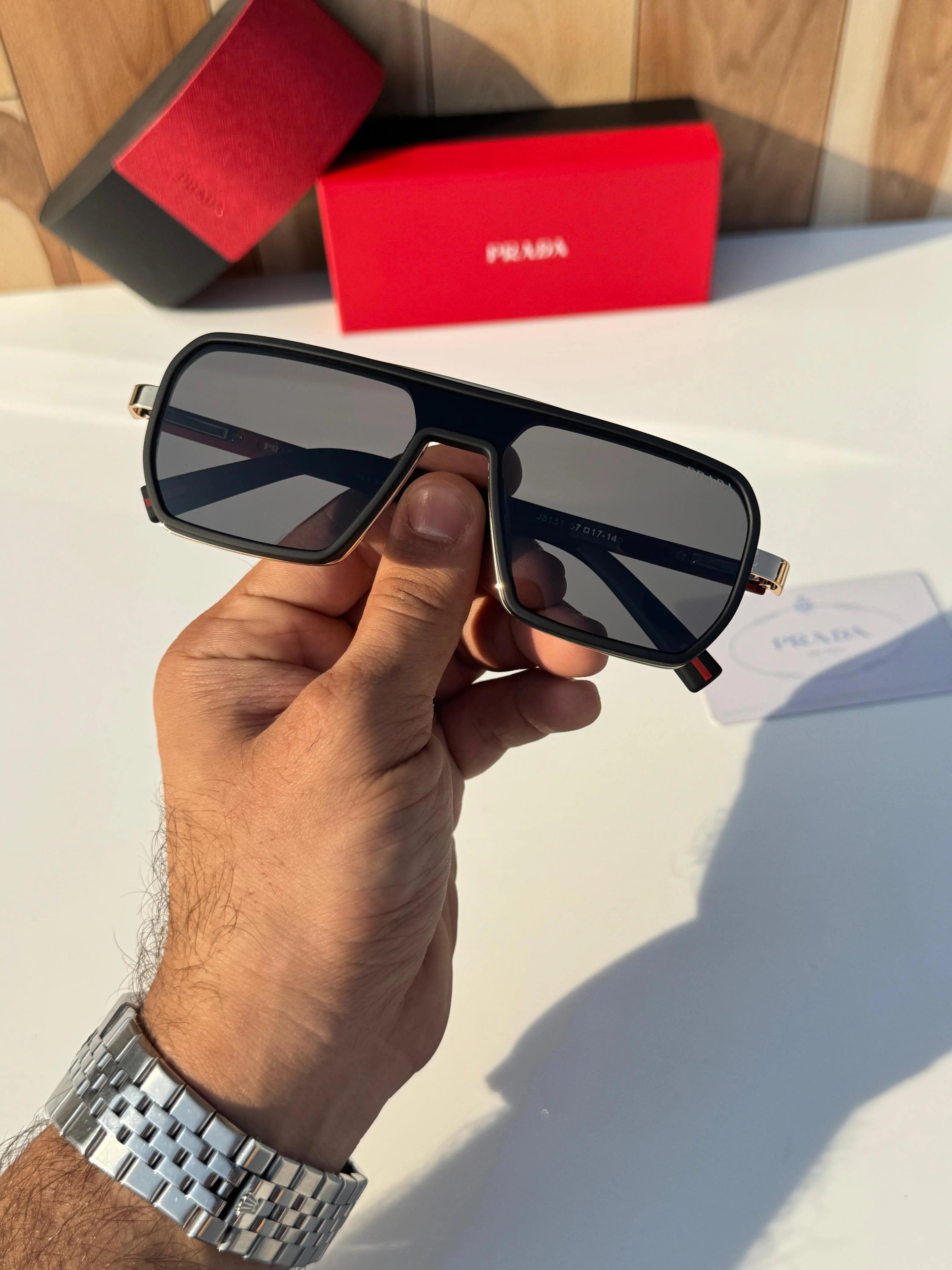 Pra 8151 black gold SUNGLASS