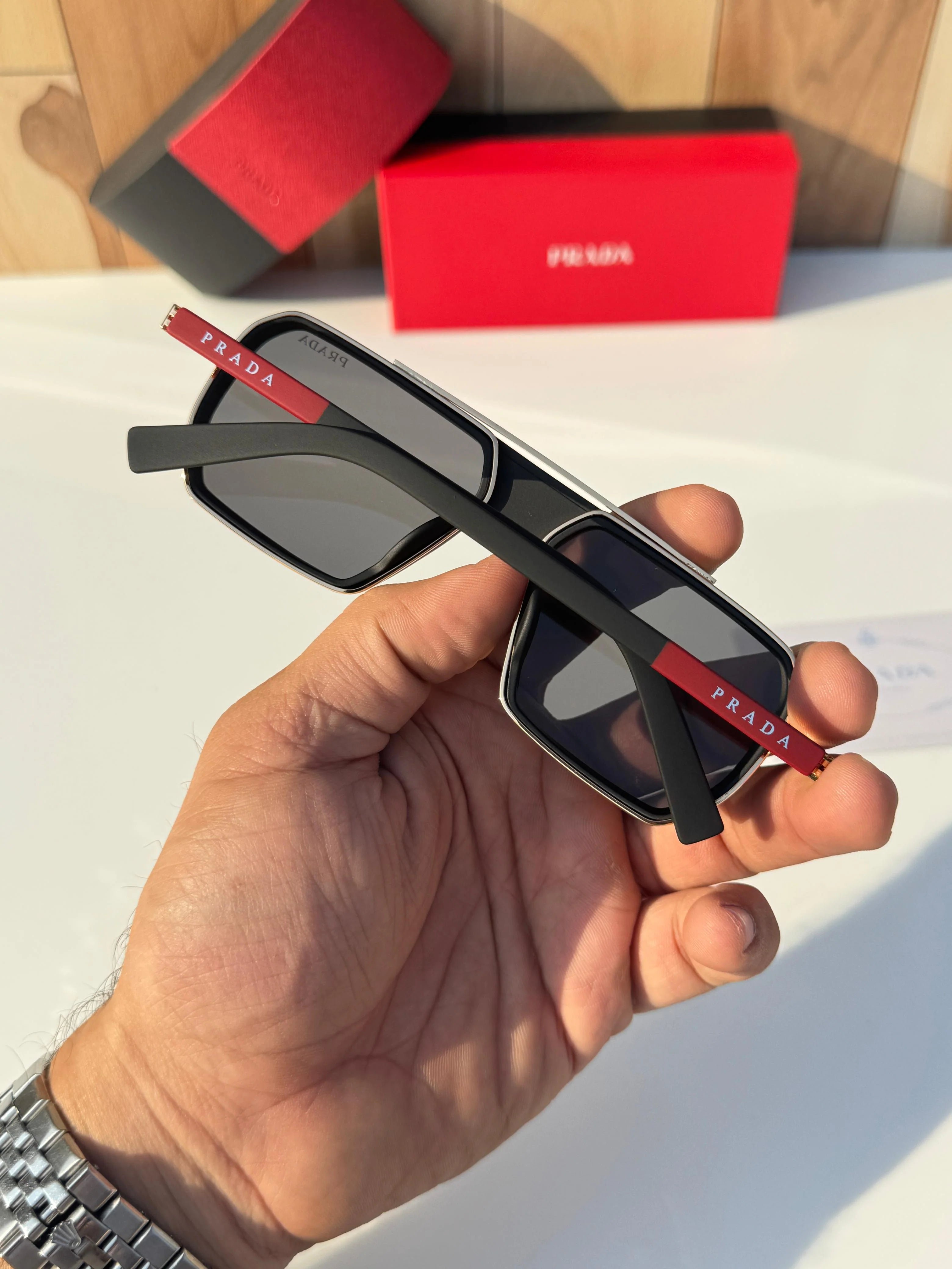Pra 8151 black gold SUNGLASS