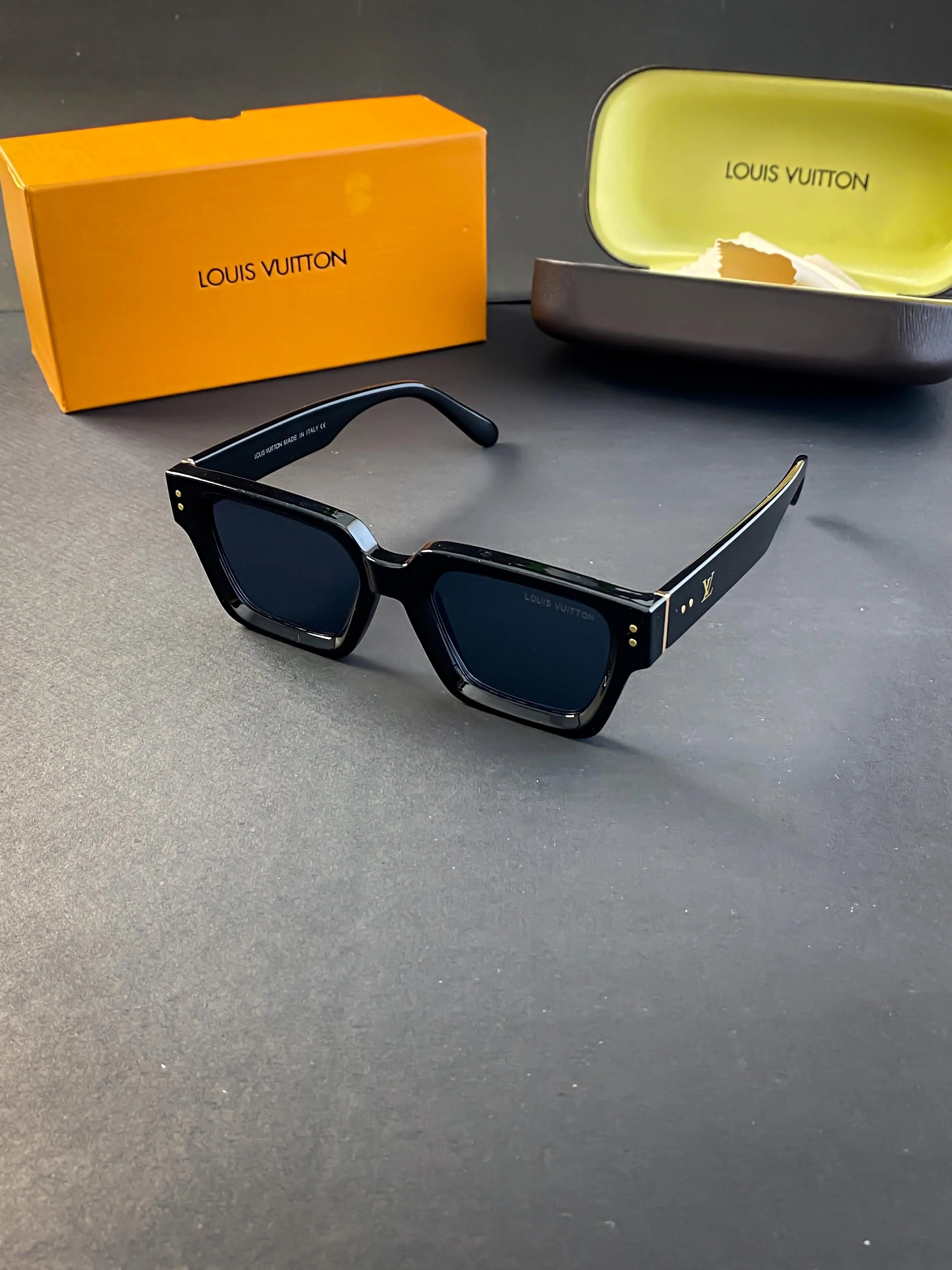 LOU BLACK 8263 SUNGLASS