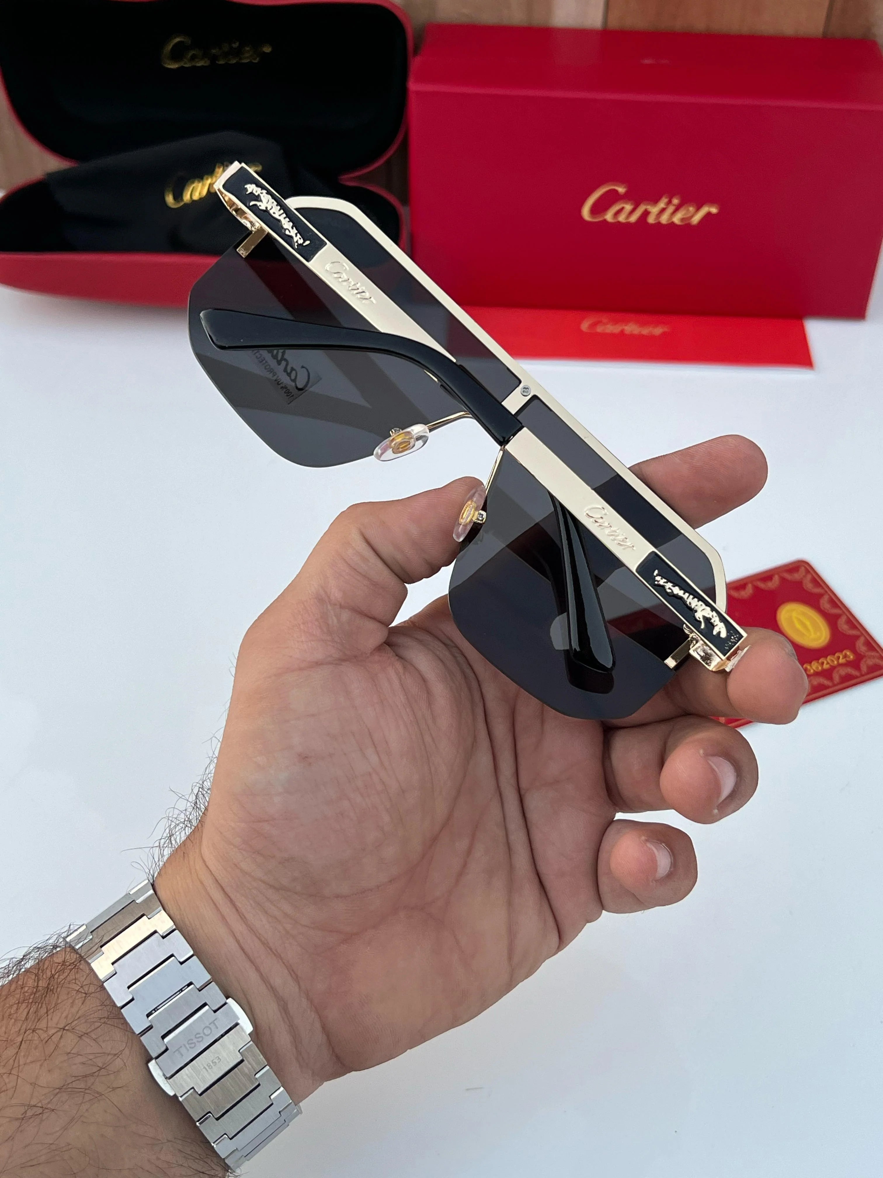 Car_tier_ 415 gold black A
