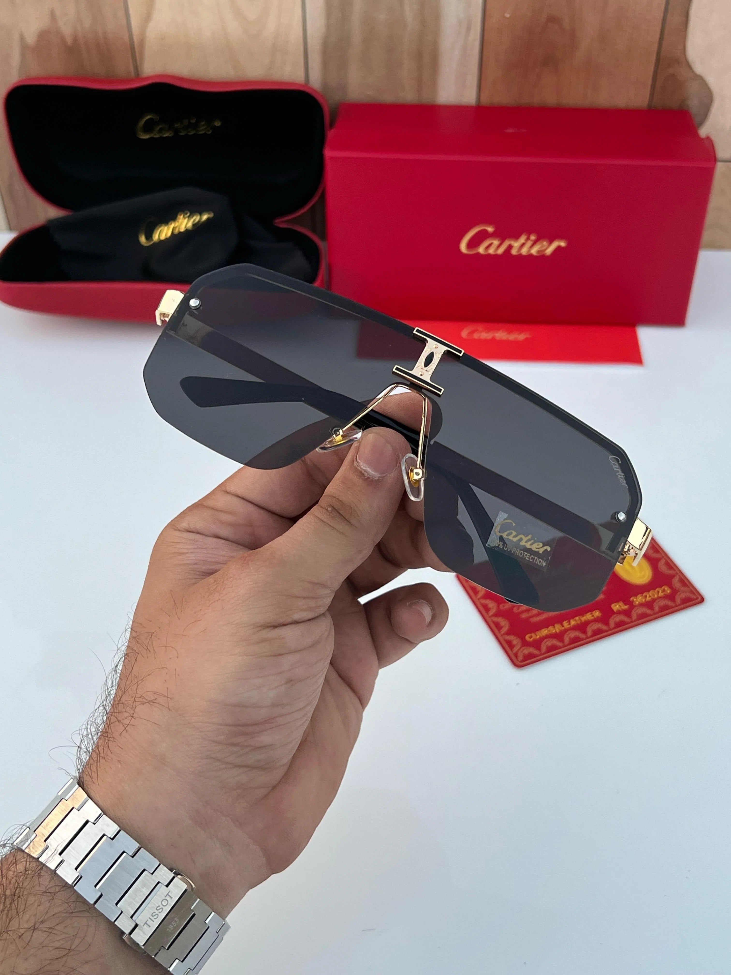 Car_tier_ 415 gold black A