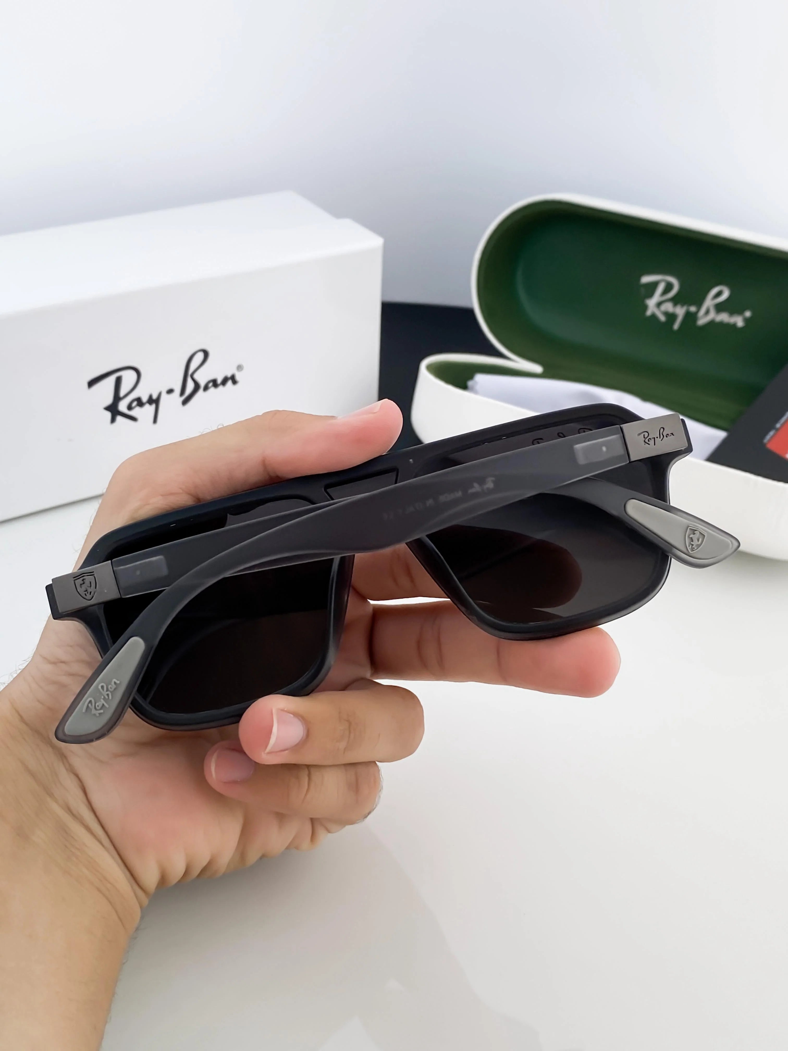 Ray_Ban_black