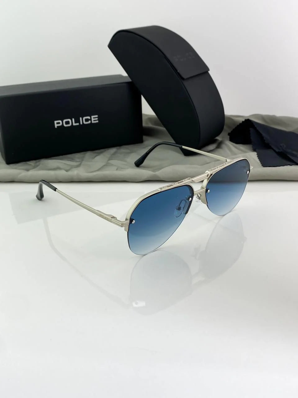 Polic_e slvr/blue 4562
